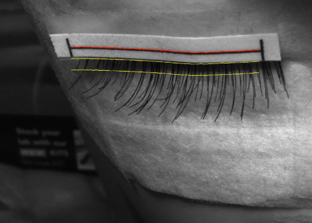 Close-up of LUUM's prototype visual system tracking the position of an eyelash extension.